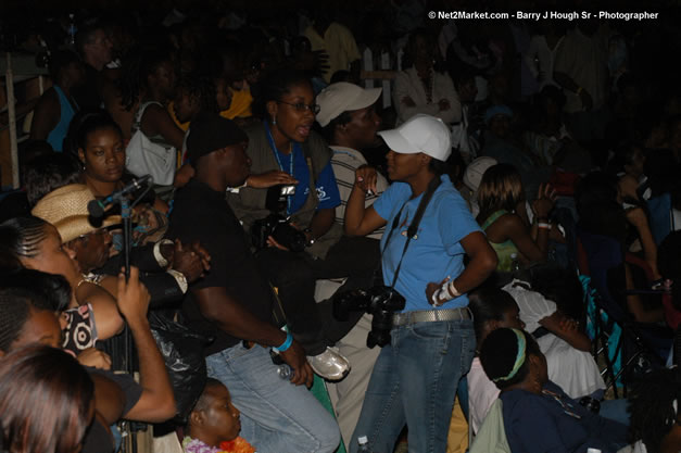 Audience & Venue - Air Jamaica Jazz & Blues Festival 2007 - The Art of Music - Thursday, January 26th - 10th Anniversary - The Aqueduct on Rose Hall - Air Jamaica Jazz & Blues Festival 2007 - The Art of Music - Tuesday, January 23 - Saturday, January 27, 2007, The Aqueduct on Rose Hall, Montego Bay, Jamaica - Negril Travel Guide, Negril Jamaica WI - http://www.negriltravelguide.com - info@negriltravelguide.com...!