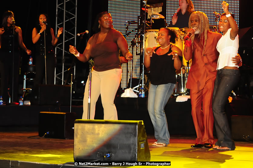 Billy Ocean at the Air Jamaica Jazz and Blues Festival 2008 The Art of Music - Saturday, January 26, 2008 - Air Jamaica Jazz & Blues 2008 The Art of Music venue at the Aqaueduct on Rose Hall Resort & Counrty Club, Montego Bay, St. James, Jamaica W.I. - Thursday, January 24 - Saturday, January 26, 2008 - Photographs by Net2Market.com - Claudine Housen & Barry J. Hough Sr, Photographers - Negril Travel Guide, Negril Jamaica WI - http://www.negriltravelguide.com - info@negriltravelguide.com...!