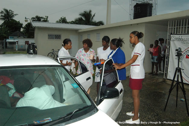 Petersfield Clinic - Caribbean Medical Mission, Thursday, October 19, 2006 - Negril Travel Guide, Negril Jamaica WI - http://www.negriltravelguide.com - info@negriltravelguide.com...!