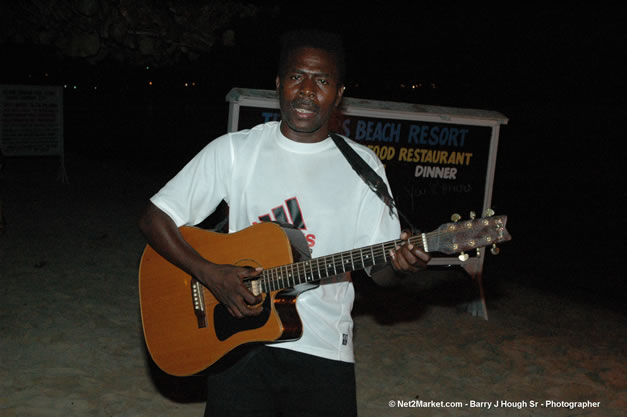 Send Off Party at Travellers Beach Resort - Caribbean Medical Mission, Sunday, October 22, 2006 - Negril Travel Guide, Negril Jamaica WI - http://www.negriltravelguide.com - info@negriltravelguide.com...!