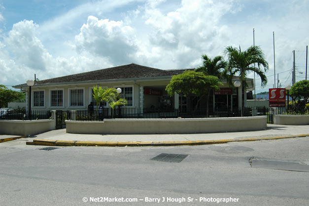 Cross De Harbour @ Lucea Car Park presented by Linkz Entertainment in association with Lucea Chamber of Commerce - Featuring Freddy Mc Gregor, Iley Dread, Mr. Vegas, Lt. Elmo, Champagne, Merital, CC, Brillant, TQ, Mad Dog, Chumps - Lucea, Hanover, Jamaica - Negril Travel Guide.com, Negril Jamaica WI - http://www.negriltravelguide.com - info@negriltravelguide.com...!