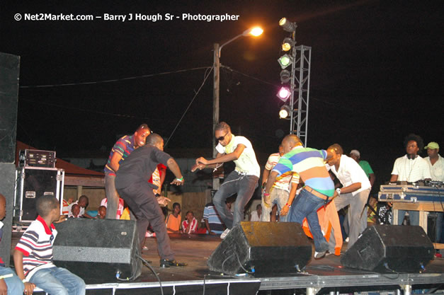 Cross De Harbour @ Lucea Car Park presented by Linkz Entertainment in association with Lucea Chamber of Commerce - Featuring Freddy Mc Gregor, Iley Dread, Mr. Vegas, Lt. Elmo, Champagne, Merital, CC, Brillant, TQ, Mad Dog, Chumps - Lucea, Hanover, Jamaica - Negril Travel Guide.com, Negril Jamaica WI - http://www.negriltravelguide.com - info@negriltravelguide.com...!