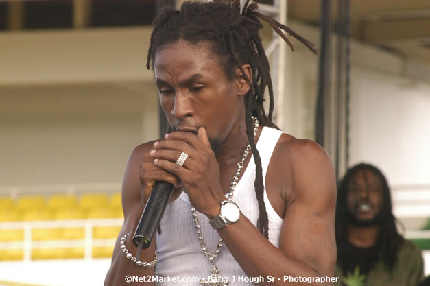 Jah Cure - Cure Fest 2007 - Longing For Concert at Trelawny Multi Purpose Stadium, Trelawny, Jamaica - Sunday, October 14, 2007 - Cure Fest 2007 October 12th-14th, 2007 Presented by Danger Promotions, Iyah Cure Promotions, and Brass Gate Promotions - Alison Young, Publicist - Photographs by Net2Market.com - Barry J. Hough Sr, Photographer - Negril Travel Guide, Negril Jamaica WI - http://www.negriltravelguide.com - info@negriltravelguide.com...!