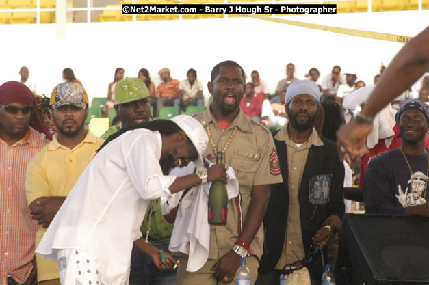 Jah Cure - Cure Fest 2007 - Longing For Concert at Trelawny Multi Purpose Stadium, Trelawny, Jamaica - Sunday, October 14, 2007 - Cure Fest 2007 October 12th-14th, 2007 Presented by Danger Promotions, Iyah Cure Promotions, and Brass Gate Promotions - Alison Young, Publicist - Photographs by Net2Market.com - Barry J. Hough Sr, Photographer - Negril Travel Guide, Negril Jamaica WI - http://www.negriltravelguide.com - info@negriltravelguide.com...!