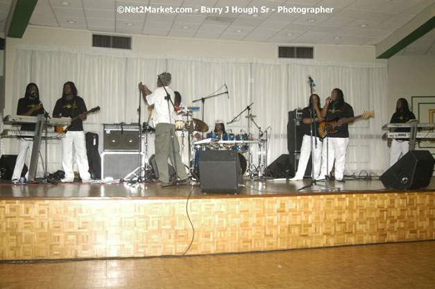 Reflections Set Up - Cure Fest 2007 - All White Birth-Night Party - Hosted by Jah Cure - Starfish Trelawny Hotel - Trelawny, Jamaica - Friday, October 12, 2007 - Cure Fest 2007 October 12th-14th, 2007 Presented by Danger Promotions, Iyah Cure Promotions, and Brass Gate Promotions - Alison Young, Publicist - Photographs by Net2Market.com - Barry J. Hough Sr, Photographer - Negril Travel Guide, Negril Jamaica WI - http://www.negriltravelguide.com - info@negriltravelguide.com...!