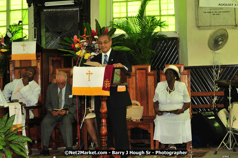 Lucea United Church - Unitied Church in Jamaica and Cayman Islands - Worship Service & Celebration of the Sacrament of Holy Communion - Special Guests: Hanover Homecoming Foundation & His excellency The Most Honourable Professor Sir Kenneth Hall Governor General of Jamaica - Sunday, August 3, 2008 - Hanover Homecoming Foundation LTD Jamaica - Wherever you roam ... Hanover bids you ... come HOME - Sunday, August 3 to Saturday, August 9, 2008 - Hanover Jamaica - Photographs by Net2Market.com - Barry J. Hough Sr. Photojournalist/Photograper - Photographs taken with a Nikon D300 - Negril Travel Guide, Negril Jamaica WI - http://www.negriltravelguide.com - info@negriltravelguide.com...!