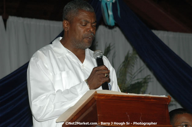 JUTA Tours Negril Chapter Annual Meeting - Clive Gordon Re-Elected as President, May 30, 2007, Negril Hills Golf Course, Sheffield, Westmoreland, Jamaica, W.I.  - Photographs by Net2Market.com - Negril Travel Guide, Negril Jamaica WI - http://www.negriltravelguide.com - info@negriltravelguide.com...!