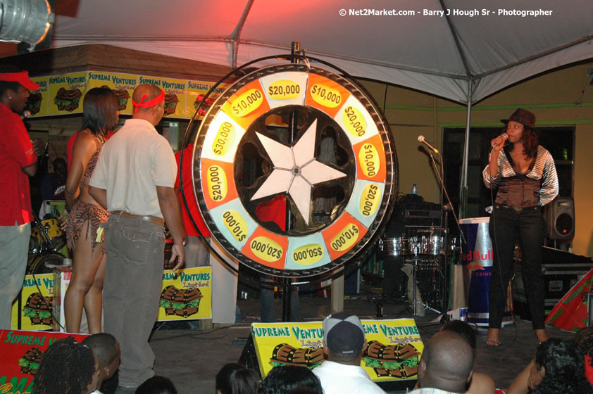 Jamaica Carnival 2007 @ The Jungle, Friday, March 2, 2007, The Jungle, Norman Manley Boulevard, Negril, Westmoreland, Jamaica W.I. - Negril Travel Guide, Negril Jamaica WI - http://www.negriltravelguide.com - info@negriltravelguide.com...!