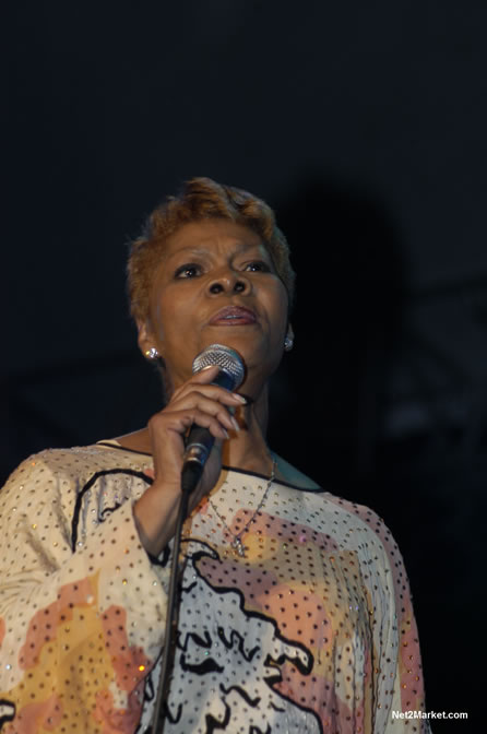 Dionne Warwick - Air Jamaica Jazz & Blues 2005 - The Art Of Music - Cinnamon Hill Golf Course, Rose Hall, Montego Bay - Negril Travel Guide, Negril Jamaica WI - http://www.negriltravelguide.com - info@negriltravelguide.com...!