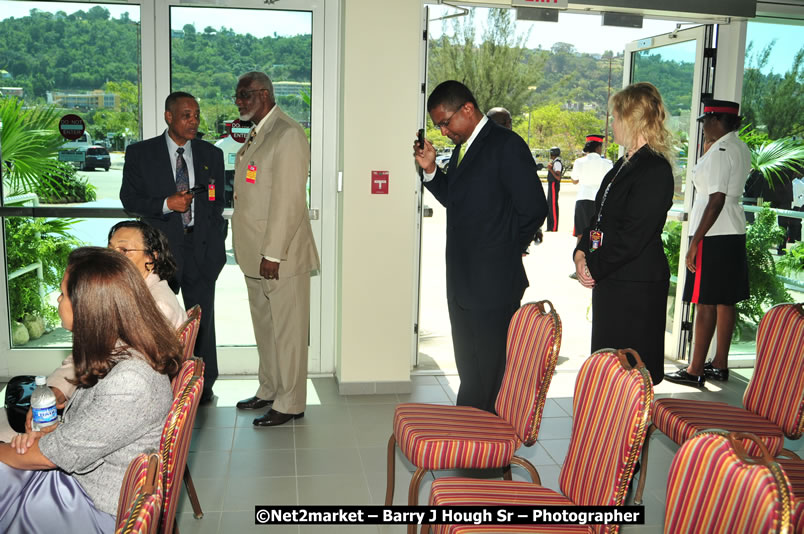 The Unveiling Of The Commemorative Plaque By The Honourable Prime Minister, Orette Bruce Golding, MP, And Their Majesties, King Juan Carlos I And Queen Sofia Of Spain - On Wednesday, February 18, 2009, Marking The Completion Of The Expansion Of Sangster International Airport, Venue at Sangster International Airport, Montego Bay, St James, Jamaica - Wednesday, February 18, 2009 - Photographs by Net2Market.com - Barry J. Hough Sr, Photographer/Photojournalist - Negril Travel Guide, Negril Jamaica WI - http://www.negriltravelguide.com - info@negriltravelguide.com...!