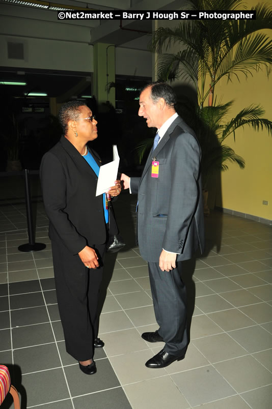 The Unveiling Of The Commemorative Plaque By The Honourable Prime Minister, Orette Bruce Golding, MP, And Their Majesties, King Juan Carlos I And Queen Sofia Of Spain - On Wednesday, February 18, 2009, Marking The Completion Of The Expansion Of Sangster International Airport, Venue at Sangster International Airport, Montego Bay, St James, Jamaica - Wednesday, February 18, 2009 - Photographs by Net2Market.com - Barry J. Hough Sr, Photographer/Photojournalist - Negril Travel Guide, Negril Jamaica WI - http://www.negriltravelguide.com - info@negriltravelguide.com...!