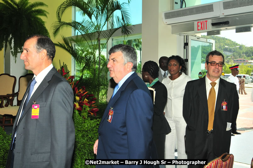 The Unveiling Of The Commemorative Plaque By The Honourable Prime Minister, Orette Bruce Golding, MP, And Their Majesties, King Juan Carlos I And Queen Sofia Of Spain - On Wednesday, February 18, 2009, Marking The Completion Of The Expansion Of Sangster International Airport, Venue at Sangster International Airport, Montego Bay, St James, Jamaica - Wednesday, February 18, 2009 - Photographs by Net2Market.com - Barry J. Hough Sr, Photographer/Photojournalist - Negril Travel Guide, Negril Jamaica WI - http://www.negriltravelguide.com - info@negriltravelguide.com...!