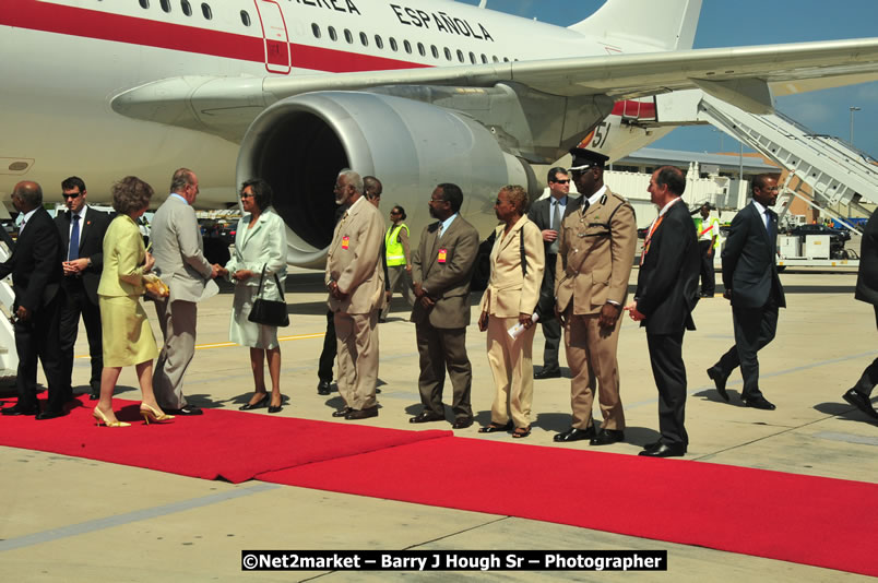 The Unveiling Of The Commemorative Plaque By The Honourable Prime Minister, Orette Bruce Golding, MP, And Their Majesties, King Juan Carlos I And Queen Sofia Of Spain - On Wednesday, February 18, 2009, Marking The Completion Of The Expansion Of Sangster International Airport, Venue at Sangster International Airport, Montego Bay, St James, Jamaica - Wednesday, February 18, 2009 - Photographs by Net2Market.com - Barry J. Hough Sr, Photographer/Photojournalist - Negril Travel Guide, Negril Jamaica WI - http://www.negriltravelguide.com - info@negriltravelguide.com...!