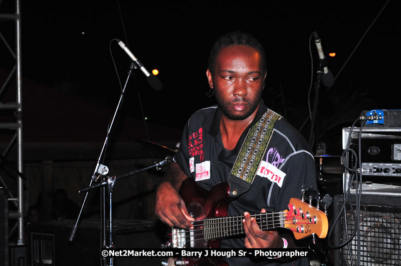 Lucea Cross the Harbour @ Lucea Car Park - All Day Event - Cross the Harbour Swim, Boat Rides, and Entertainment for the Family - Concert Featuring: Bushman, George Nooksl, Little Hero, Bushi One String, Dog Rice and many local Artists - Friday, August 1, 2008 - Lucea, Hanover Jamaica - Photographs by Net2Market.com - Barry J. Hough Sr. Photojournalist/Photograper - Photographs taken with a Nikon D300 - Negril Travel Guide, Negril Jamaica WI - http://www.negriltravelguide.com - info@negriltravelguide.com...!