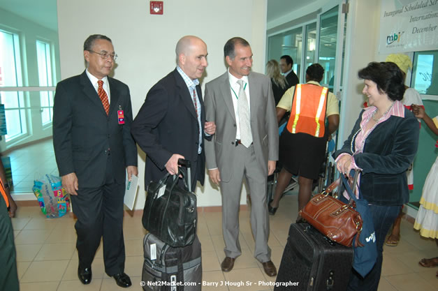 MBJ Airports Limited Welcomes WestJet Airlines - Inaugural Scheduled Service From Toronto Pearsons International Airport - Monday, December 10, 2007 - Sangster International Airport - MBJ Airports Limited, Montego Bay, Jamaica W.I. - Photographs by Net2Market.com - Barry J. Hough Sr, Photographer - Negril Travel Guide, Negril Jamaica WI - http://www.negriltravelguide.com - info@negriltravelguide.com...!