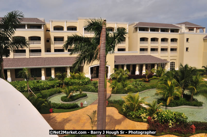 MBJ Airports Limited Welcomes Participants for 2008 ACI [Airports Council International] Airport Operations Seminar @ The Iberostar Hotel - Wednesday - Saturday, October 23 - 25, 2008 - MBJ Airports Limited, Montego Bay, St James, Jamaica - Photographs by Net2Market.com - Barry J. Hough Sr. Photojournalist/Photograper - Photographs taken with a Nikon D300 - Negril Travel Guide, Negril Jamaica WI - http://www.negriltravelguide.com - info@negriltravelguide.com...!