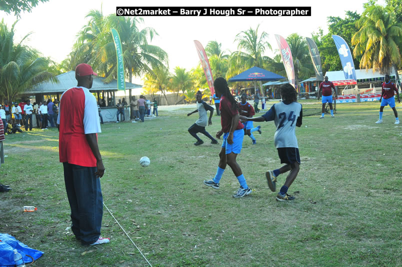 Marley Magic Traffic Jam - Celebrity Football @ Spring Break - Saturday, March 21, 2009 - Also Featuring: Kelley, Capleton, Junior Reid, Spragga Benz, Wayne Marshall, Munga, Romaine Virgo,Embee, Bango Herman, Flava K, Whisky Baggio, Andrew and Wadda Blood, Black Am I, Packa, Venue at Waz Beach, Norman Manley Boulevard, Negril Westmoreland, Jamaica - Saturday, March 21, 2009 - Photographs by Net2Market.com - Barry J. Hough Sr, Photographer/Photojournalist - Negril Travel Guide, Negril Jamaica WI - http://www.negriltravelguide.com - info@negriltravelguide.com...!