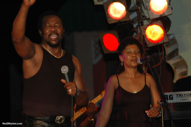 Toots & The Maytals and King of DJ - Yellowman - Also: Vengance - Skull Head - Singing Hanna - Wiskey Bagio and backed by the Hurrican Band - Money Cologne Birthday Bash @ the Samsara Hotel, West End, Negril, Jamaica - Negril Travel Guide, Negril Jamaica WI - http://www.negriltravelguide.com - info@negriltravelguide.com...!