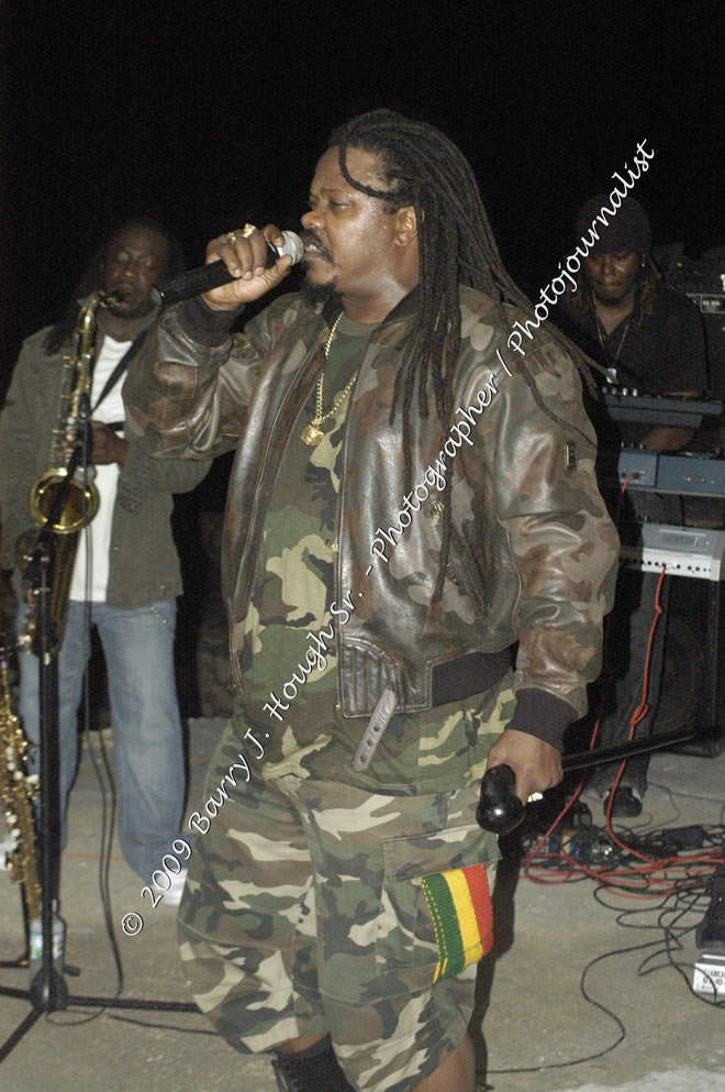  Luciano "Live in Concert" Negril Escape Resort & Spa, Openning Acts: Justice Merchant, and Timmi Burrell, Backing Band: JAH Messenjah, One Love Reggae Summer Series, West End, Negril, Westmoreland, Jamaica W.I. - Tuesday, August 11, 2009 - Photographs by Barry J. Hough Sr. Photojournalist/Photograper - Photographs taken with a Nikon D70, D100, or D300 - Negril Travel Guide, Negril Jamaica WI - http://www.negriltravelguide.com - info@negriltravelguide.com...!