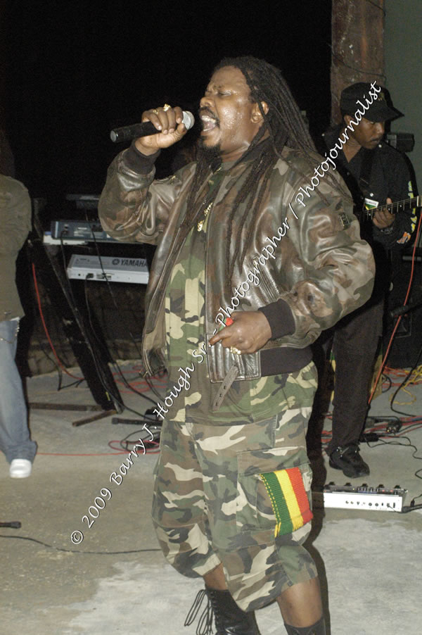  Luciano "Live in Concert" Negril Escape Resort & Spa, Openning Acts: Justice Merchant, and Timmi Burrell, Backing Band: JAH Messenjah, One Love Reggae Summer Series, West End, Negril, Westmoreland, Jamaica W.I. - Tuesday, August 11, 2009 - Photographs by Barry J. Hough Sr. Photojournalist/Photograper - Photographs taken with a Nikon D70, D100, or D300 - Negril Travel Guide, Negril Jamaica WI - http://www.negriltravelguide.com - info@negriltravelguide.com...!