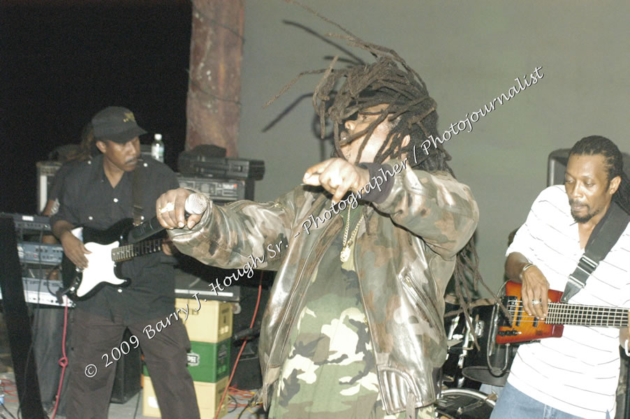  Luciano "Live in Concert" Negril Escape Resort & Spa, Openning Acts: Justice Merchant, and Timmi Burrell, Backing Band: JAH Messenjah, One Love Reggae Summer Series, West End, Negril, Westmoreland, Jamaica W.I. - Tuesday, August 11, 2009 - Photographs by Barry J. Hough Sr. Photojournalist/Photograper - Photographs taken with a Nikon D70, D100, or D300 - Negril Travel Guide, Negril Jamaica WI - http://www.negriltravelguide.com - info@negriltravelguide.com...!