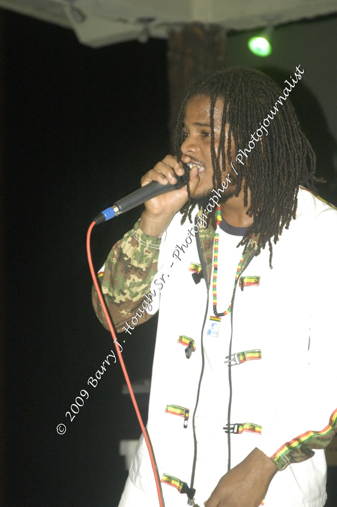  Queen Ifrica "Live in Concert" Negril Escape Resort & Spa, Openning Acts: Edge Michael, and Fyakin, One Love Reggae Summer Series, West End, Negril, Westmoreland, Jamaica W.I. - Tuesday, August 4, 2009 - Photographs by Barry J. Hough Sr. Photojournalist/Photograper - Photographs taken with a Nikon D70, D100, or D300 - Negril Travel Guide, Negril Jamaica WI - http://www.negriltravelguide.com - info@negriltravelguide.com...!