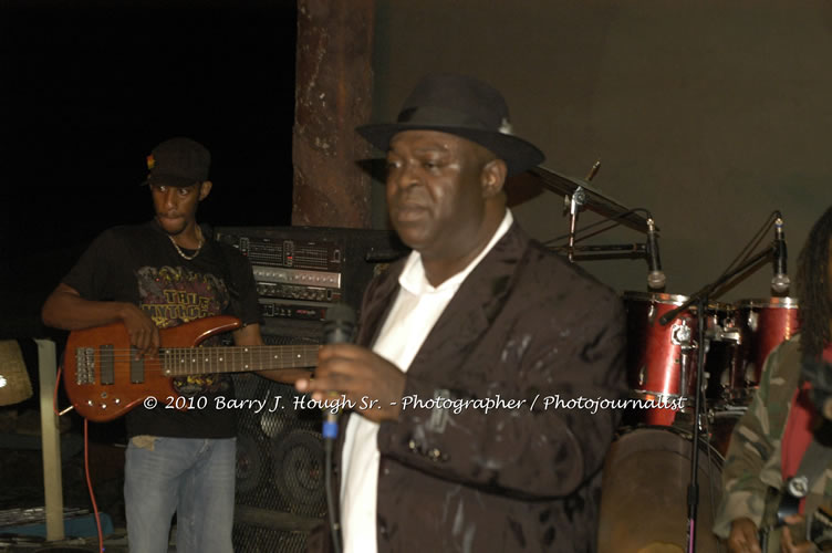 Chaka Demus & Pliers - Live In Concert @ Negril Escape Resort and Spa, December 8, 2009, One Love Drive, West End, Negril, Westmoreland, Jamaica W.I. - Photographs by Net2Market.com - Barry J. Hough Sr, Photographer/Photojournalist - Negril Travel Guide, Negril Jamaica WI - http://www.negriltravelguide.com - info@negriltravelguide.com...!