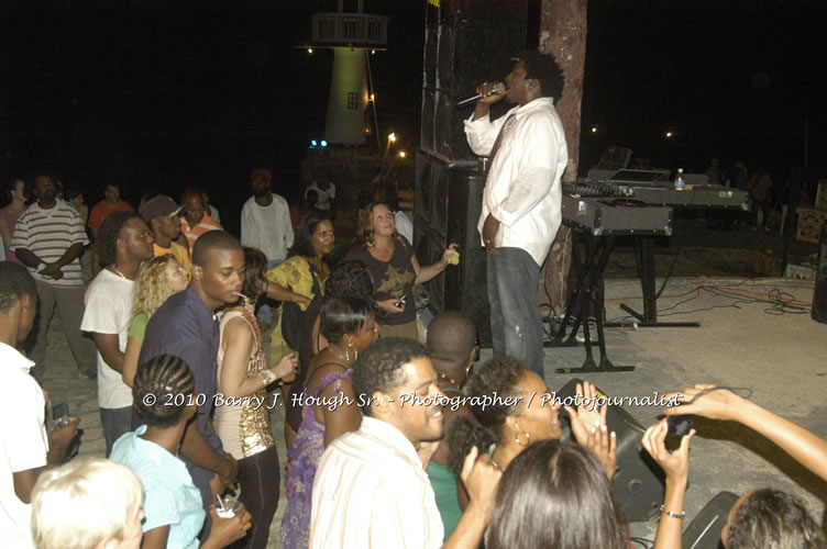 Chaka Demus & Pliers - Live In Concert @ Negril Escape Resort and Spa, December 8, 2009, One Love Drive, West End, Negril, Westmoreland, Jamaica W.I. - Photographs by Net2Market.com - Barry J. Hough Sr, Photographer/Photojournalist - Negril Travel Guide, Negril Jamaica WI - http://www.negriltravelguide.com - info@negriltravelguide.com...!