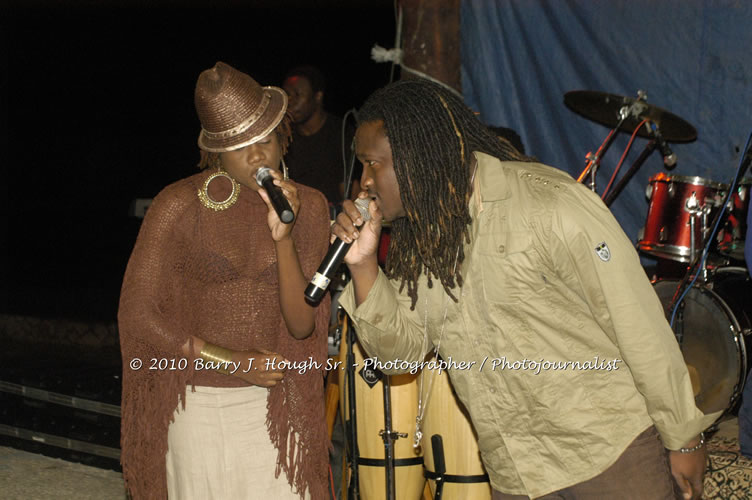 Etana - Live In Concert - One Love Reggae Concert Series 09/10 @ Negril Escape Resort and Spa, December 22, 2009, One Love Drive, West End, Negril, Westmoreland, Jamaica W.I. - Photographs by Net2Market.com - Barry J. Hough Sr, Photographer/Photojournalist - Negril Travel Guide, Negril Jamaica WI - http://www.negriltravelguide.com - info@negriltravelguide.com...!