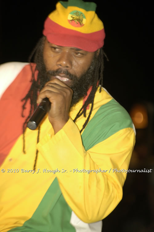 Freddy McGregor - Live In Concert @ Negril Escape Resort and Spa, One Love Drive, West End, Negril, Westmoreland, Jamaica W.I. - Photographs by Net2Market.com - Barry J. Hough Sr, Photographer/Photojournalist - Negril Travel Guide, Negril Jamaica WI - http://www.negriltravelguide.com - info@negriltravelguide.com...!