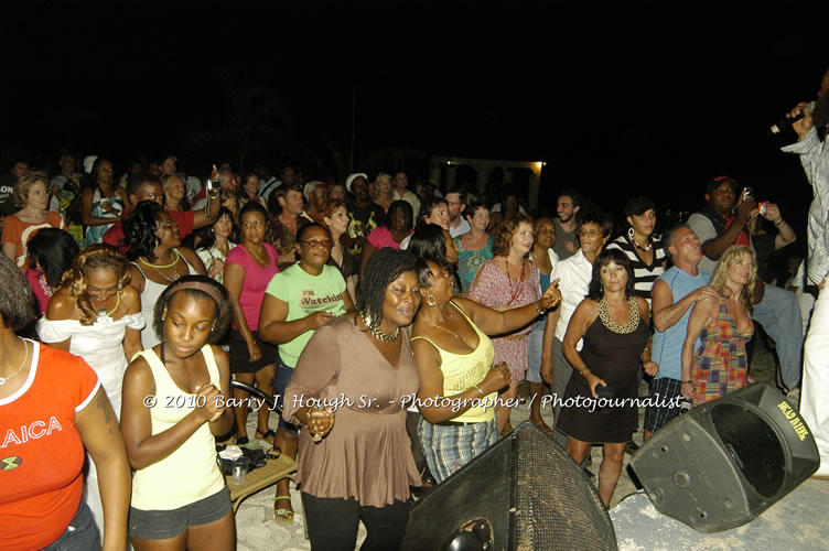 John Holt - Live in Concert - Also featuring Uprising Bank, plus DJ Gemini @ One Love Reggae Concerts Series 09/10 @ Negril Escape Resort & Spa, February 9, 2010, One Love Drive, West End, Negril, Westmoreland, Jamaica W.I. - Photographs by Net2Market.com - Barry J. Hough Sr, Photographer/Photojournalist - The Negril Travel Guide - Negril's and Jamaica's Number One Concert Photography Web Site with over 40,000 Jamaican Concert photographs Published -  Negril Travel Guide, Negril Jamaica WI - http://www.negriltravelguide.com - info@negriltravelguide.com...!