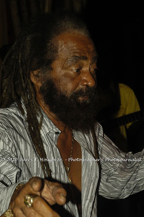 John Holt - Live in Concert - Also featuring Uprising Bank, plus DJ Gemini @ One Love Reggae Concerts Series 09/10 @ Negril Escape Resort & Spa, February 9, 2010, One Love Drive, West End, Negril, Westmoreland, Jamaica W.I. - Photographs by Net2Market.com - Barry J. Hough Sr, Photographer/Photojournalist - The Negril Travel Guide - Negril's and Jamaica's Number One Concert Photography Web Site with over 40,000 Jamaican Concert photographs Published -  Negril Travel Guide, Negril Jamaica WI - http://www.negriltravelguide.com - info@negriltravelguide.com...!