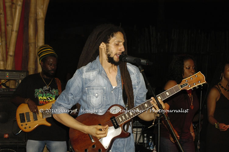 Julian Marley - Grammy Nominee & Son of the Legend Bob Marley - Live in Concert - Also featuring Ras Noble, Power Drill, Iron Head, & Robin Banks - Backing Band Roots Warrior, plus DJ Gemini @ One Love Reggae Concerts Series 09/10 @ Negril Escape Resort & Spa, February 2, 2010, One Love Drive, West End, Negril, Westmoreland, Jamaica W.I. - Photographs by Net2Market.com - Barry J. Hough Sr, Photographer/Photojournalist - The Negril Travel Guide - Negril's and Jamaica's Number One Concert Photography Web Site with over 40,000 Jamaican Concert photographs Published -  Negril Travel Guide, Negril Jamaica WI - http://www.negriltravelguide.com - info@negriltravelguide.com...!