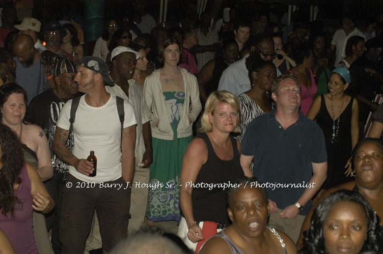 Marcia Griffiths & Edge Michael - Live In Concert - One Love Reggae Concert Series 09/10 @ Negril Escape Resort and Spa, December 29, 2009, One Love Drive, West End, Negril, Westmoreland, Jamaica W.I. - Photographs by Net2Market.com - Barry J. Hough Sr, Photographer/Photojournalist - Negril Travel Guide, Negril Jamaica WI - http://www.negriltravelguide.com - info@negriltravelguide.com...!