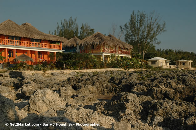 Montego Bay Sangster International Airport, Montego Bay, Jamaica W.I. - Negril Travel Guide, Negril Jamaica WI - http://www.negriltravelguide.com - info@negriltravelguide.com...!