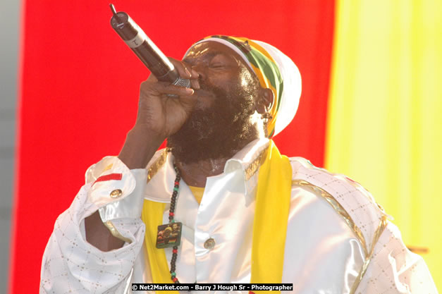 Capleton at Tru-Juice Rebel Salute 2008 - The 15th staging of Tru-Juice Rebel Salute, Saturday, January 12, 2008, Port Kaiser Sports Club, St. Elizabeth, Jamaica W.I. - Photographs by Net2Market.com - Barry J. Hough Sr, Photographer - Negril Travel Guide, Negril Jamaica WI - http://www.negriltravelguide.com - info@negriltravelguide.com...!