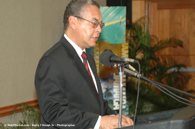 Red Cap Porters Awards - Minister of Tourism, Hon. Edmund Bartlett - Director of Tourism, Basil Smith - Friday, December 14, 2007 - Holiday Inn Sunspree, Montego Bay, Jamaica W.I. - Photographs by Net2Market.com - Barry J. Hough Sr, Photographer - Negril Travel Guide, Negril Jamaica WI - http://www.negriltravelguide.com - info@negriltravelguide.com...!