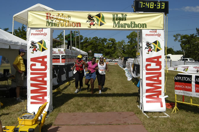 Reggae Marathon 2004 - Negril Travel Guide, Negril Jamaica WI - http://www.negriltravelguide.com - info@negriltravelguide.com...!