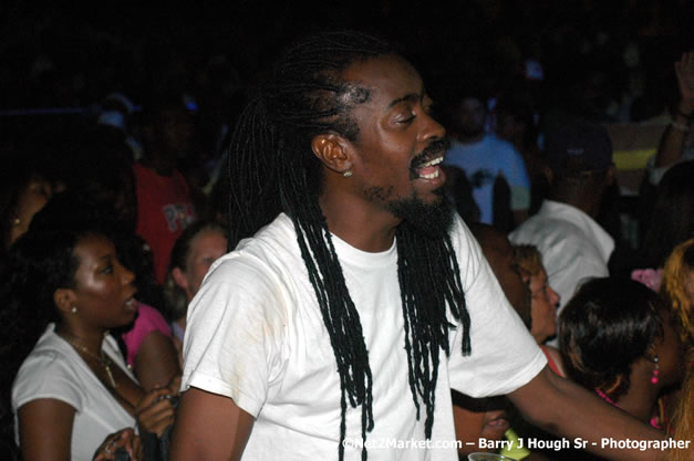 Beeniw Man & Barbee  - Red Stripe Reggae Sumfest 2007 - Zenith - Saturday, July 21, 2007 - Catherine Hall, Montego Bay, St James, Jamaica W.I. - Negril Travel Guide, Negril Jamaica WI - http://www.negriltravelguide.com - info@negriltravelguide.com...!