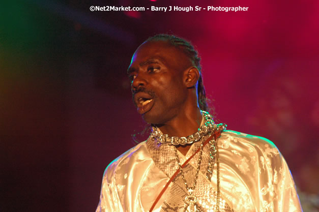 Ninja Man - Explosion - Red Stripe Reggae Sumfest 2007 - Thursday, July 19, 2007 - Red Stripe Reggae Sumfest 2007 at Catherine Hall, Montego Bay, St James, Jamaica W.I. - Negril Travel Guide, Negril Jamaica WI - http://www.negriltravelguide.com - info@negriltravelguide.com...!