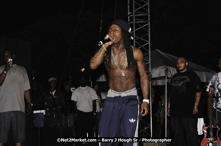 Lil Wayne @ Red Stripe Reggae Sumfest 2008 International Night 2, Catherine Hall, Montego Bay - Saturday, July 19, 2008 - Reggae Sumfest 2008 July 13 - July 19, 2008 - Photographs by Net2Market.com - Barry J. Hough Sr. Photojournalist/Photograper - Photographs taken with a Nikon D300 - Negril Travel Guide, Negril Jamaica WI - http://www.negriltravelguide.com - info@negriltravelguide.com...!