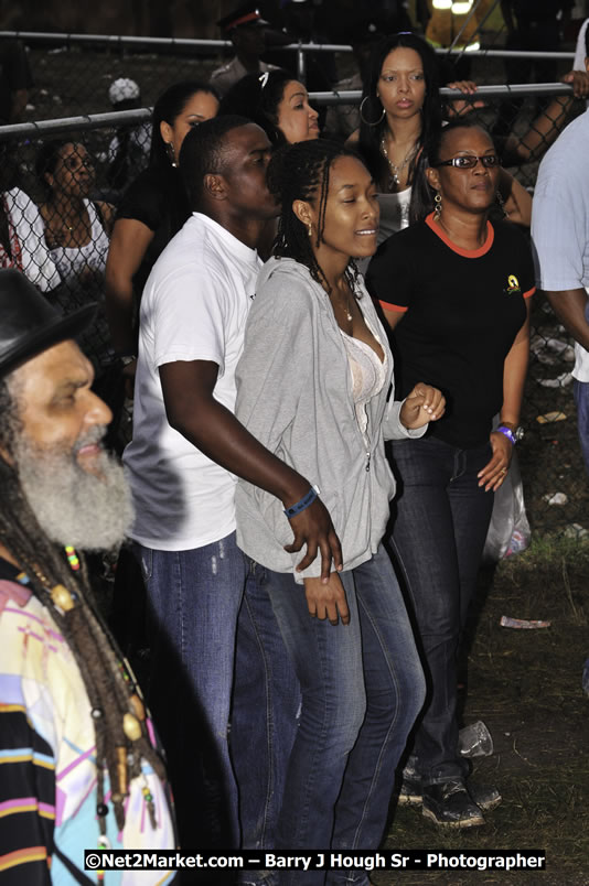 John Holt @ Reggae Sumfest 2008 International Night 2, Catherine Hall, Montego Bay - Saturday, July 19, 2008 - Reggae Sumfest 2008 July 13 - July 19, 2008 - Photographs by Net2Market.com - Barry J. Hough Sr. Photojournalist/Photograper - Photographs taken with a Nikon D300 - Negril Travel Guide, Negril Jamaica WI - http://www.negriltravelguide.com - info@negriltravelguide.com...!