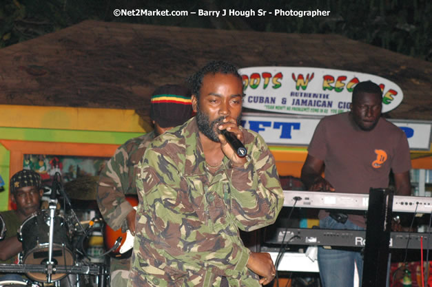 Tarrus Riley, Jimmy Riley, and Dwayne Stephensen - Money Cologne Promotions in association with "British Link Up" presents Summer Jam featuring She's Royal Tarrus Riley & Jimmy Riley - Plus Ras Slick, Sham Dawg, and Whiskey Bagio @ Roots Bamboo, Norman Manley Boulevard, Negril, Jamaica W.I. - Backed up Dean Fraser & The Hurricanne Band - MC Barry G and Rev. BB - July 25, 2007 - Negril Travel Guide.com, Negril Jamaica WI - http://www.negriltravelguide.com - info@negriltravelguide.com...!