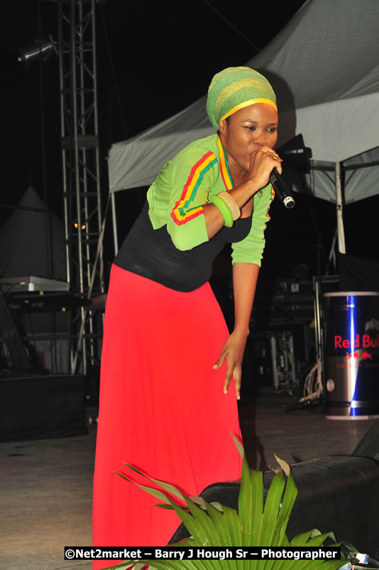 Queen Ifrica @ Unite The People An International Reggae Fest, Featuring: Beres Hammond, Coco T, Queen Ifrica, Khalil, Cameal Davis, Iley Dread, Rochelle, Geoffrey Star, Ras Penco, Kool DeLoy, Otis Gayle, J.McKay, Tiney Winey, Venue at Norman Manley Boulevard, Negril, Westmoreland, Jamaica - Saturday, April 4, 2009 - Photographs by Net2Market.com - Barry J. Hough Sr, Photographer/Photojournalist - Negril Travel Guide, Negril Jamaica WI - http://www.negriltravelguide.com - info@negriltravelguide.com...!