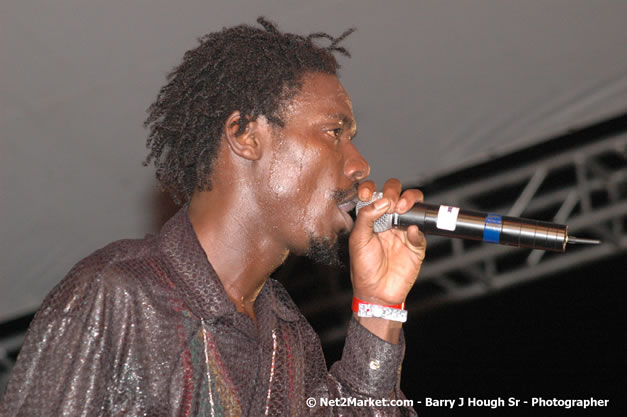 Kenyatta Hill @ Western Consciousness 2007 - Presented by King of Kings Productons - Saturday, April 28, 2007 - Llandilo Cultural Centre, Savanna-La-Mar, Westmoreland, Jamaica W.I. - Negril Travel Guide, Negril Jamaica WI - http://www.negriltravelguide.com - info@negriltravelguide.com...!