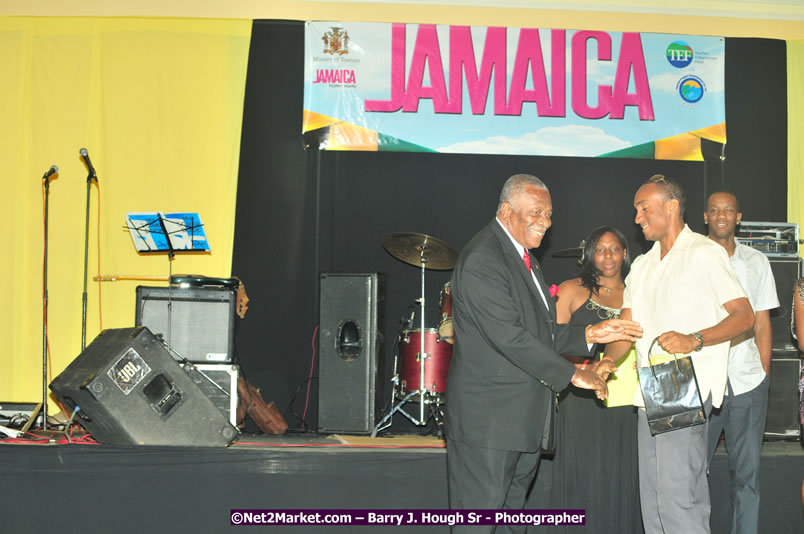 Jamaica's Olympic Athletes Reception at the Ritz Carlton - The City of Montego Bay Welcomes Our 2008 Olympians - Western Motorcade - Civic Ceremony - A Salute To Our Beijing Heros - Ritz Carlton Golf & Spa Resort, Montego Bay, Jamaica - Tuesday, October 7, 2008 - Photographs by Net2Market.com - Barry J. Hough Sr. Photojournalist/Photograper - Photographs taken with a Nikon D300 - Negril Travel Guide, Negril Jamaica WI - http://www.negriltravelguide.com - info@negriltravelguide.com...!